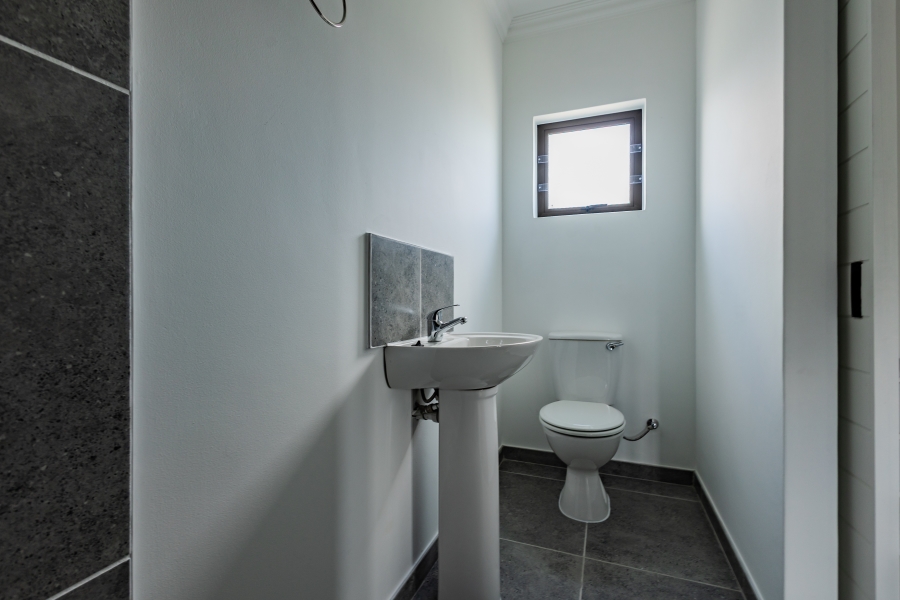 3 Bedroom Property for Sale in Fisantekraal Western Cape